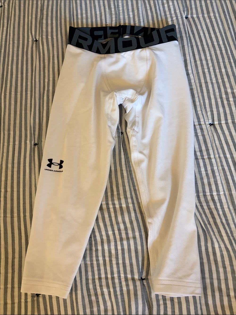 Under Armour White Kids Compression Leggings with Black Branded Waistband